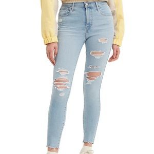 Levi’s 720 High Rise Super Skiny Jeans